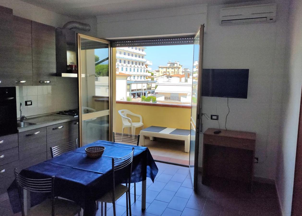 Caravel Appartamentini Lido di Camaiore Exteriér fotografie